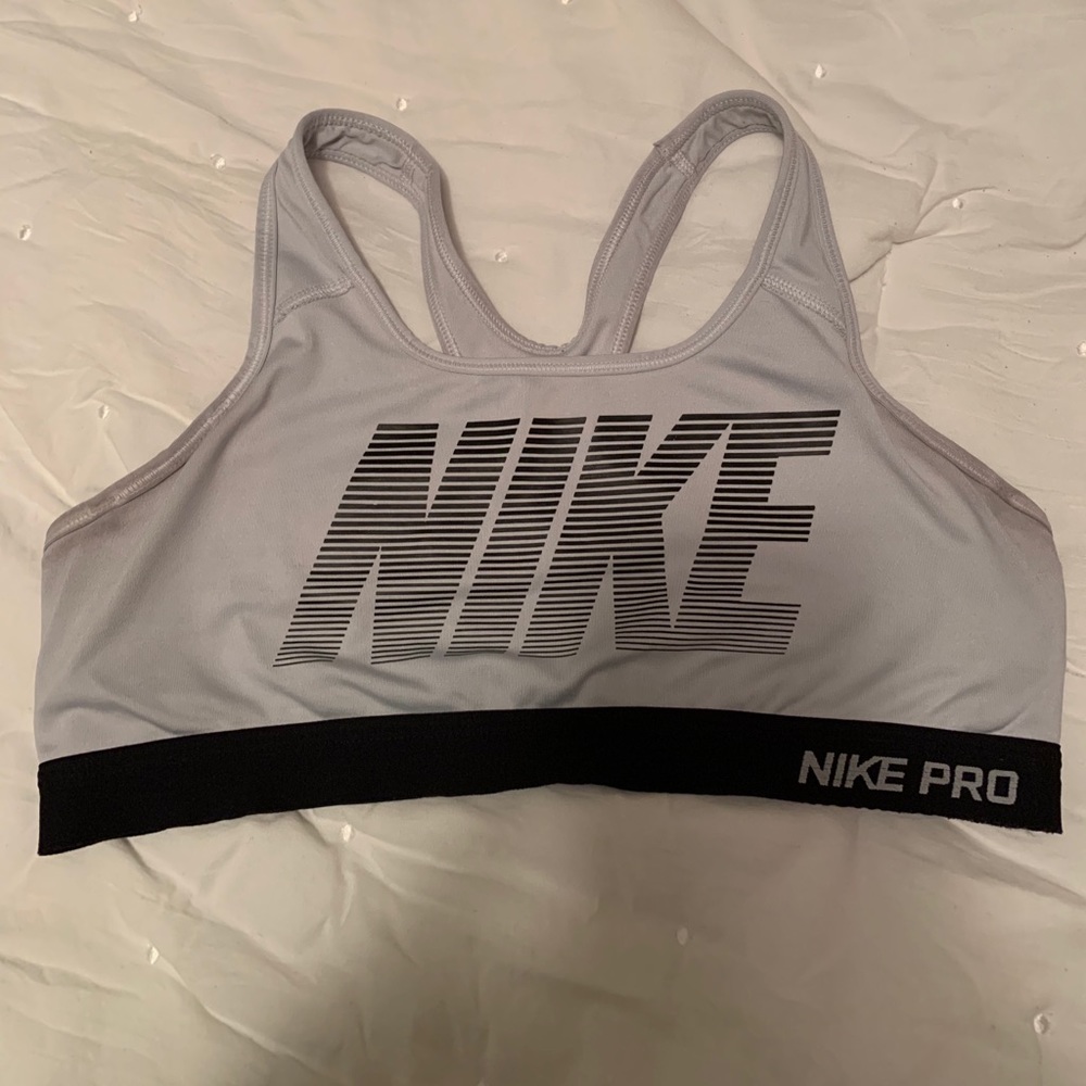 Nike Pro Sports Bra